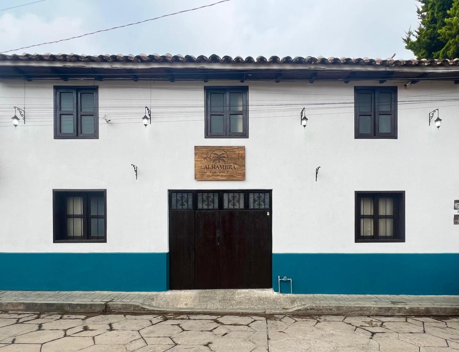 Alhambra Hotel - San Cristobal De Las Casas Exterior photo